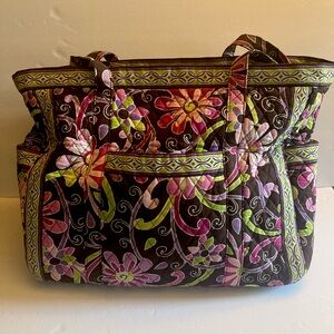 Vera Bradley Large Floral Zippered Quilted Tote in Purple Punch